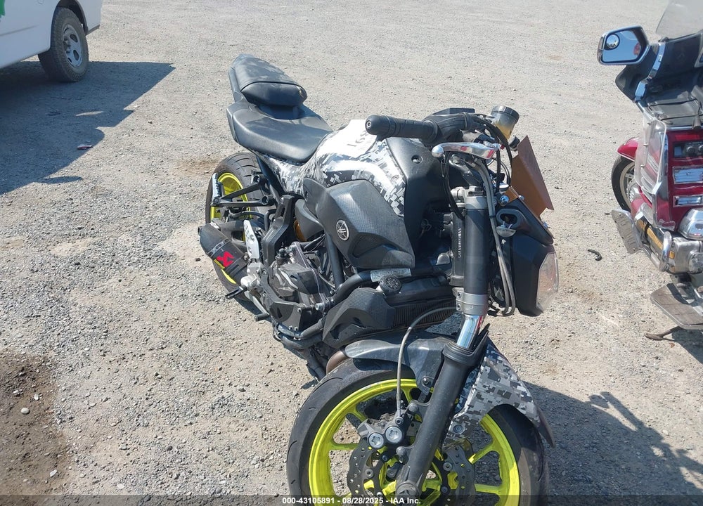 2017 YAMAHA FZ07 VIN: JYARM06E6HA011875
