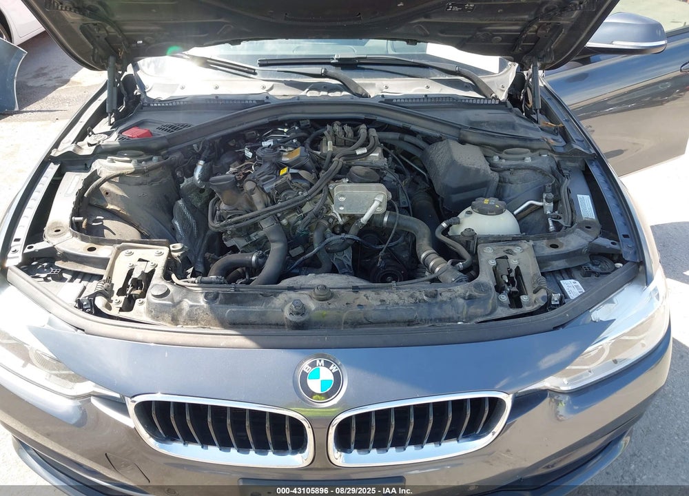 2016 BMW 3 SERIES VIN: WBA8E3G50GNT75050