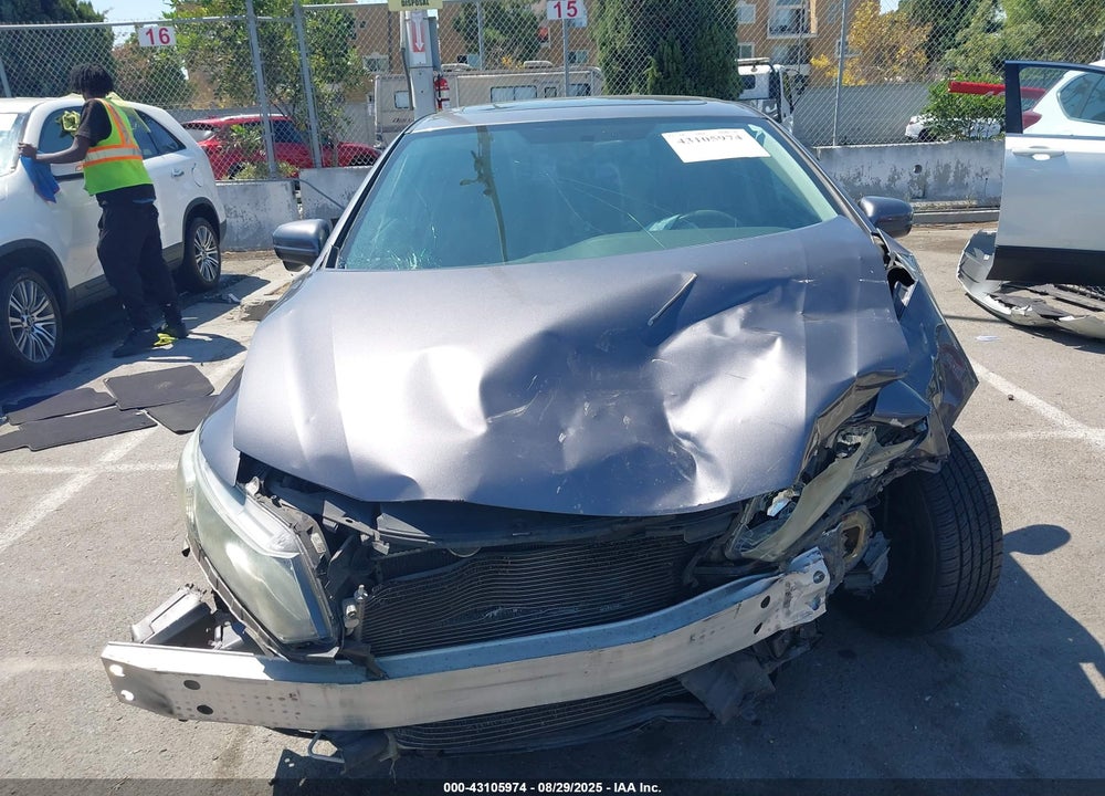 2015 HONDA CIVIC VIN: 2HGFB2F81FH543327