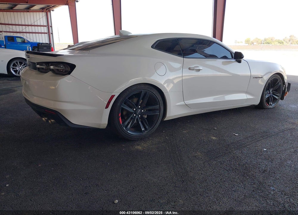2021 CHEVROLET CAMARO RWD LT1 VIN: 1G1FF1R73M0106052