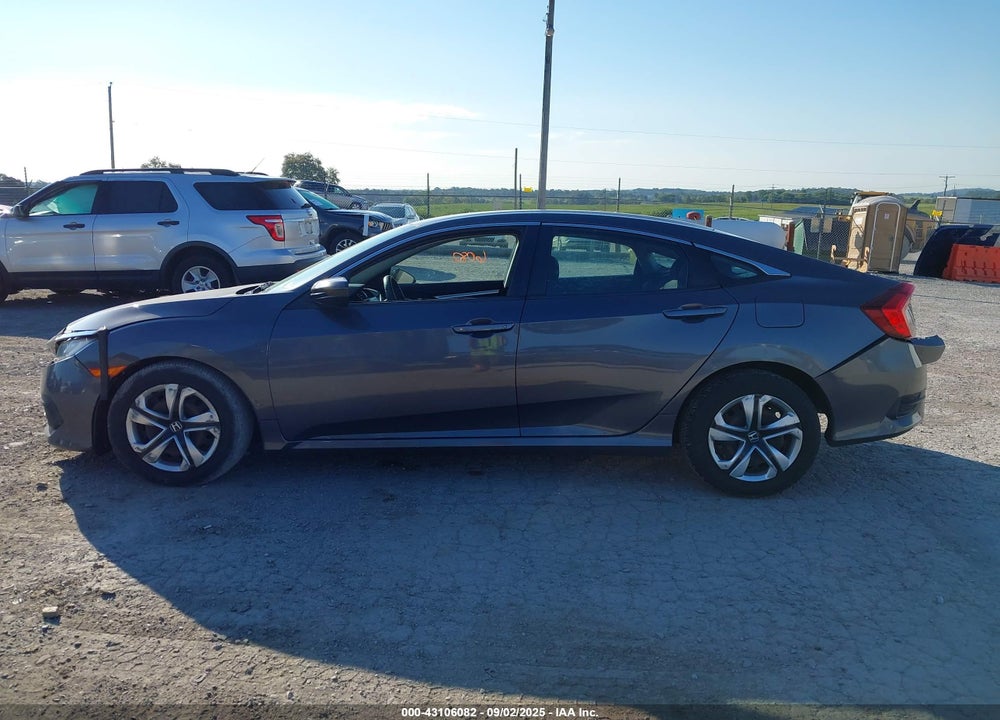 2017 HONDA CIVIC LX VIN: 19XFC2F58HE028566