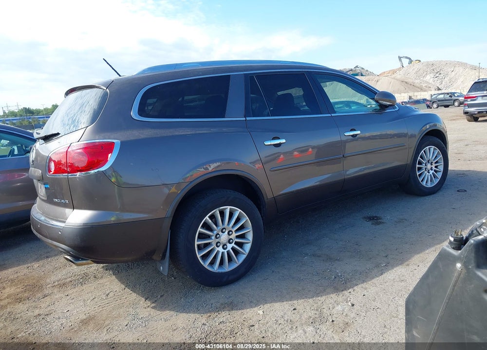 2011 BUICK ENCLAVE VIN: 5GAKRAEDXBJ142774