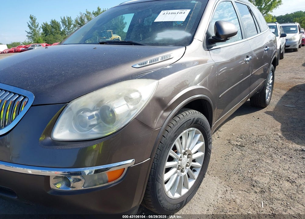 2011 BUICK ENCLAVE VIN: 5GAKRAEDXBJ142774