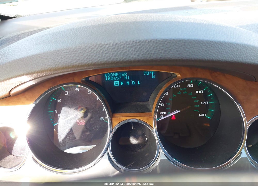 2011 BUICK ENCLAVE VIN: 5GAKRAEDXBJ142774