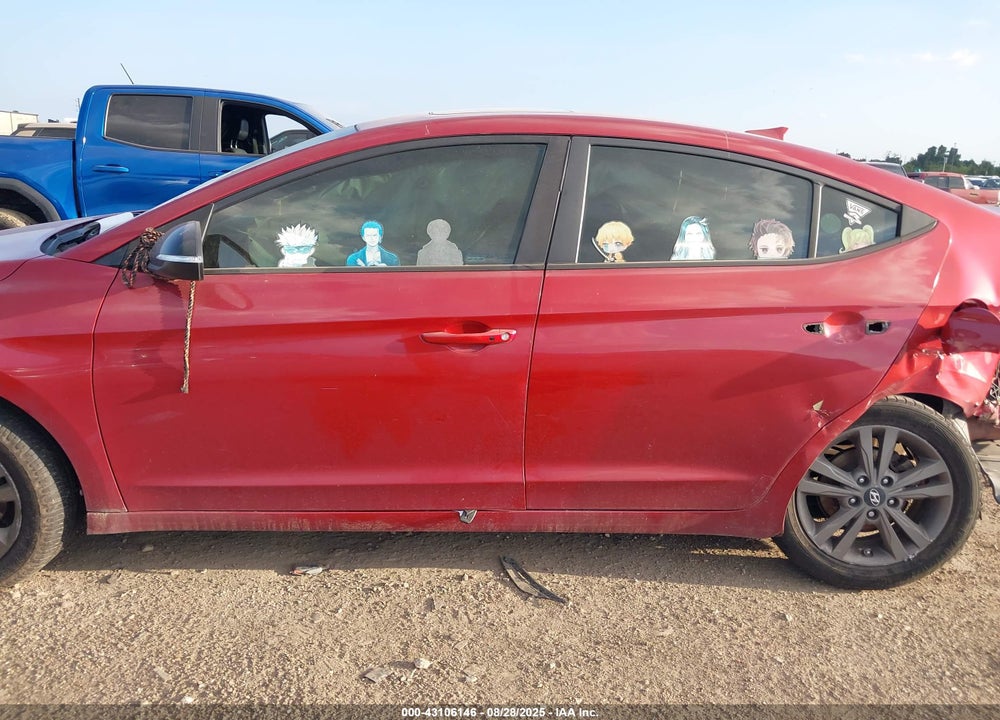 2018 HYUNDAI ELANTRA VIN: 5NPD84LF7JH233850