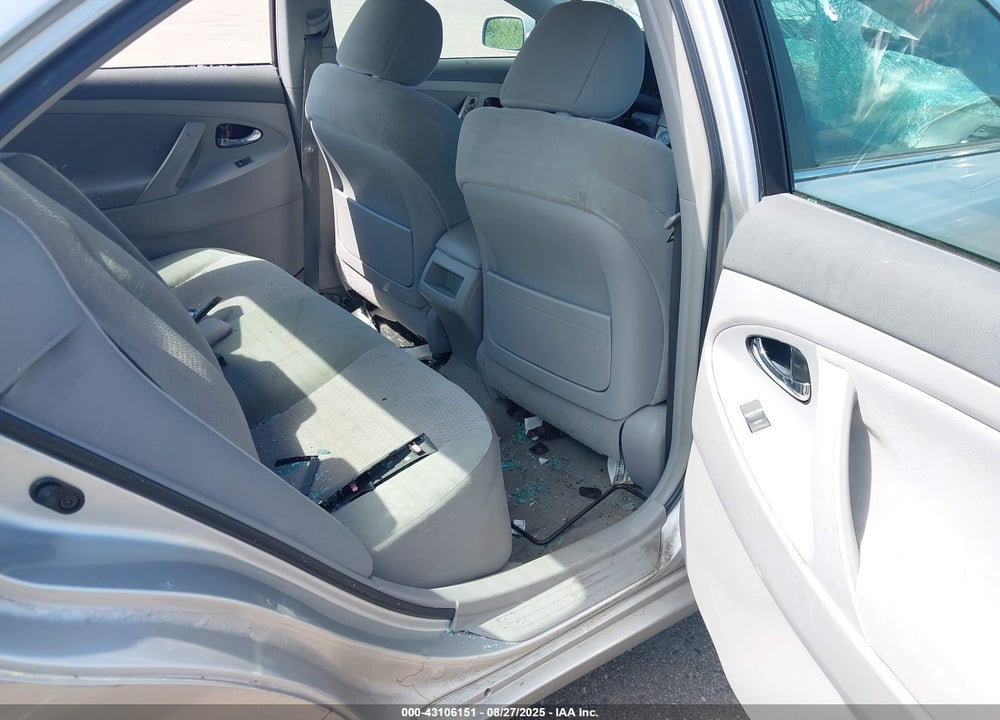 2011 TOYOTA CAMRY LE VIN: 4T1BF3EK5BU611197