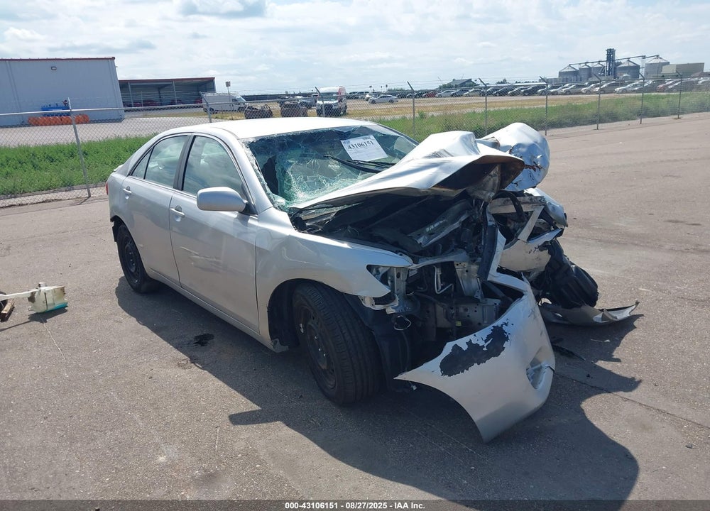 2011 TOYOTA CAMRY LE VIN: 4T1BF3EK5BU611197