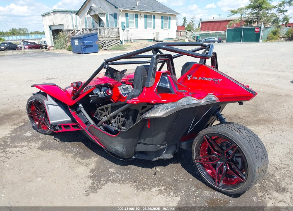 2015 POLARIS SLINGSHOT SL VIN: 57XAAPFA1F5102503