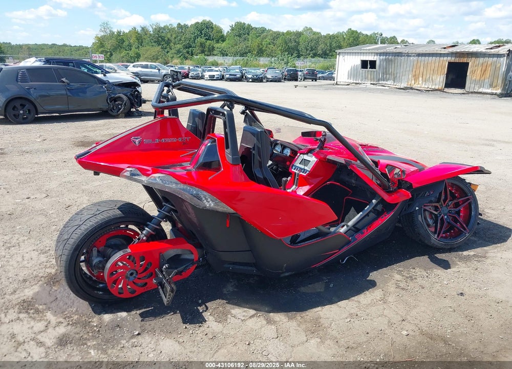 2015 POLARIS SLINGSHOT SL VIN: 57XAAPFA1F5102503