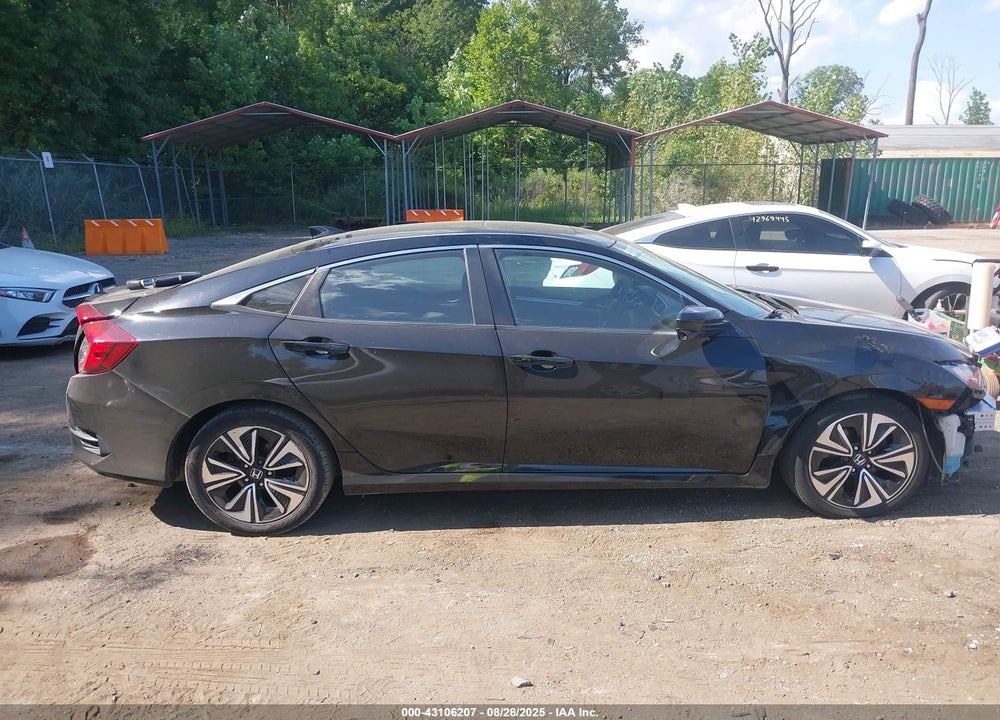 2017 HONDA CIVIC VIN: 2HGFC1F31HH648562