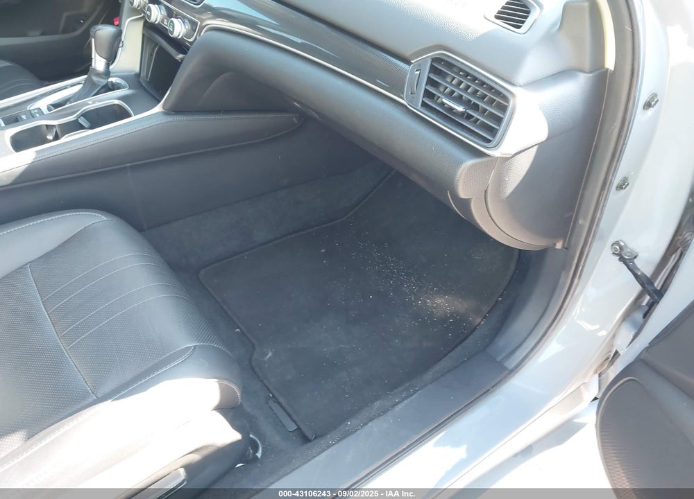 2021 HONDA ACCORD VIN: 1HGCV1F46MA123043