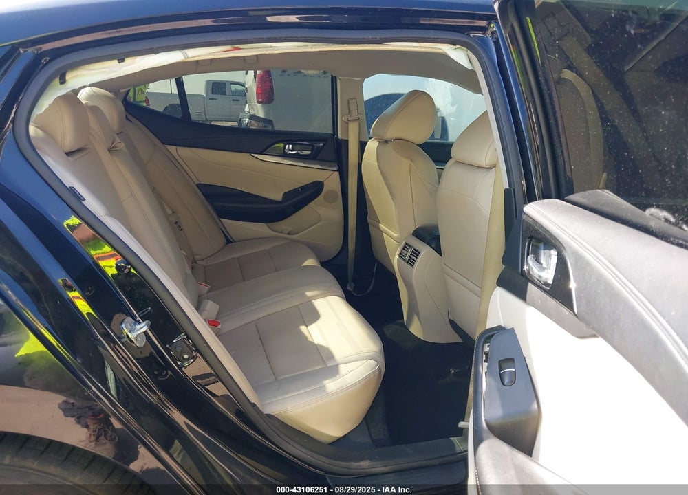 2021 NISSAN MAXIMA VIN: 1N4AA6CV5MC505084