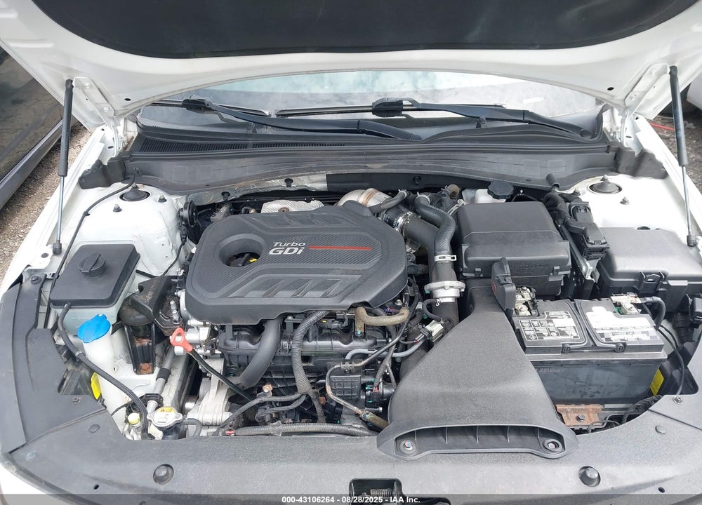 2016 KIA OPTIMA VIN: 5XXGV4L27GG043022