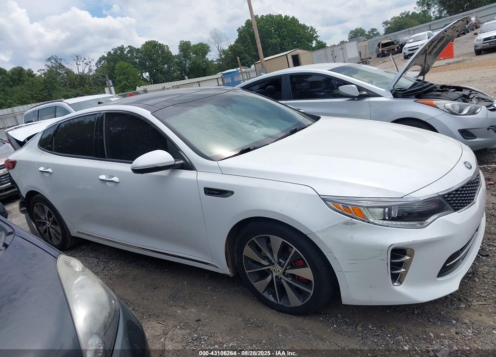 2016 KIA OPTIMA VIN: 5XXGV4L27GG043022