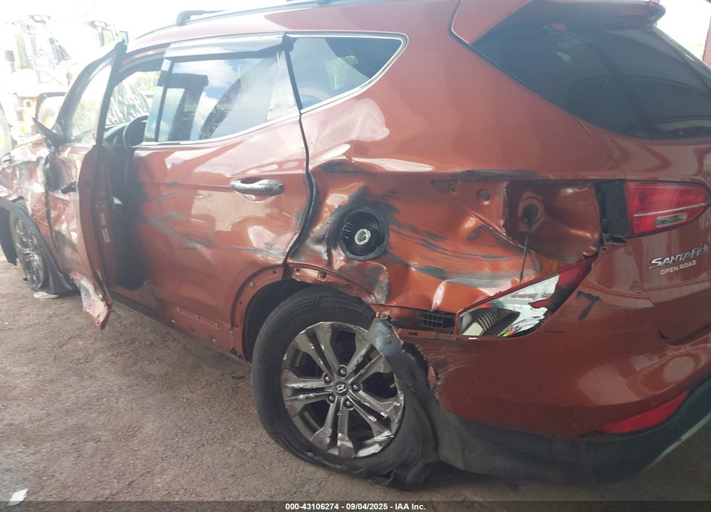 2013 HYUNDAI SANTA FE VIN: 5XYZU3LB0DG123064