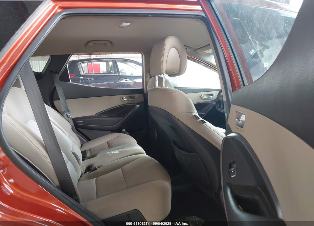 2013 HYUNDAI SANTA FE VIN: 5XYZU3LB0DG123064