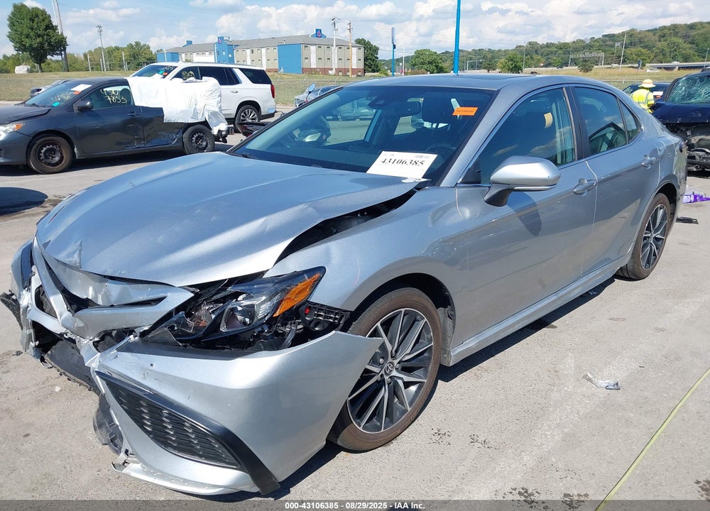 2021 TOYOTA CAMRY VIN: 4T1T11AK6MU527146