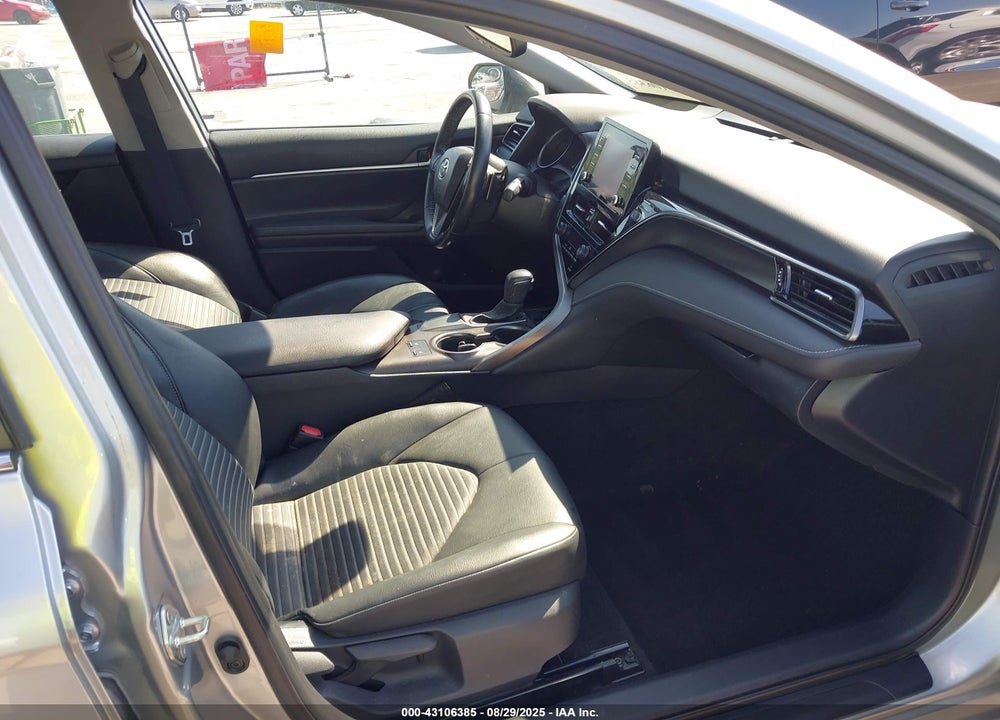 2021 TOYOTA CAMRY VIN: 4T1T11AK6MU527146