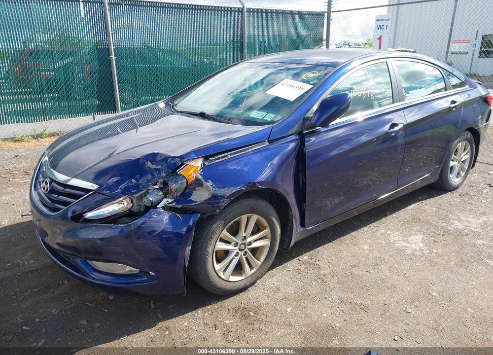2013 HYUNDAI SONATA VIN: 5NPEB4AC6DH588950