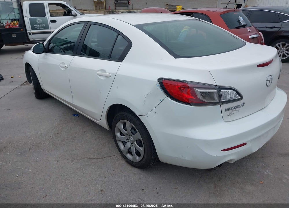 2013 MAZDA 3 I SPORT VIN: JM1BL1UP5D1838716