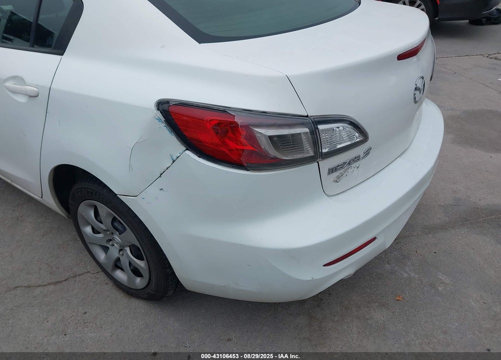 2013 MAZDA 3 I SPORT VIN: JM1BL1UP5D1838716