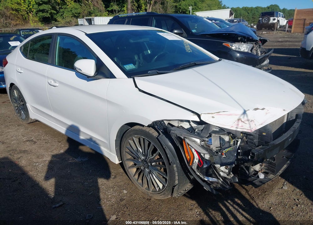 2017 HYUNDAI ELANTRA SPORT VIN: KMHD04LB3HU355962