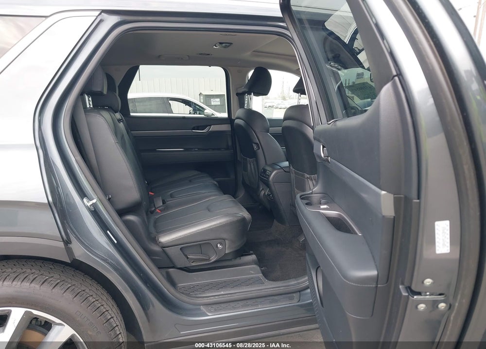 2021 HYUNDAI PALISADE VIN: KM8R44HE1MU304645