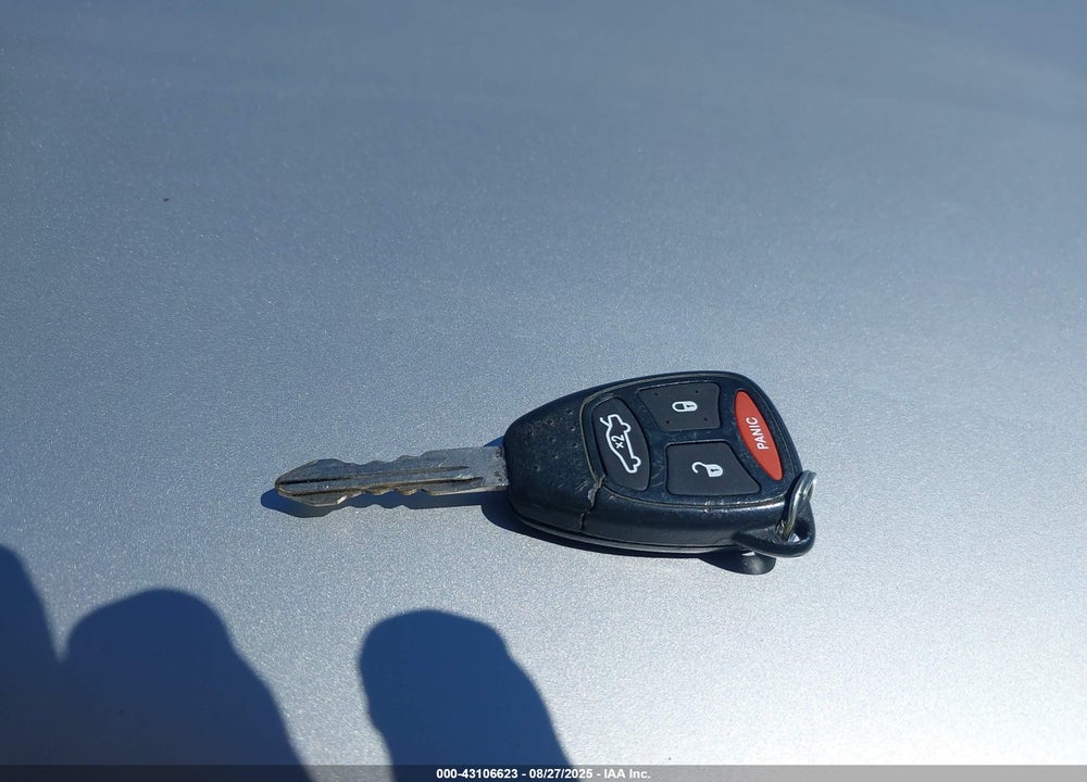 2007 CHRYSLER 300 VIN: 2C3KA43R27H884783