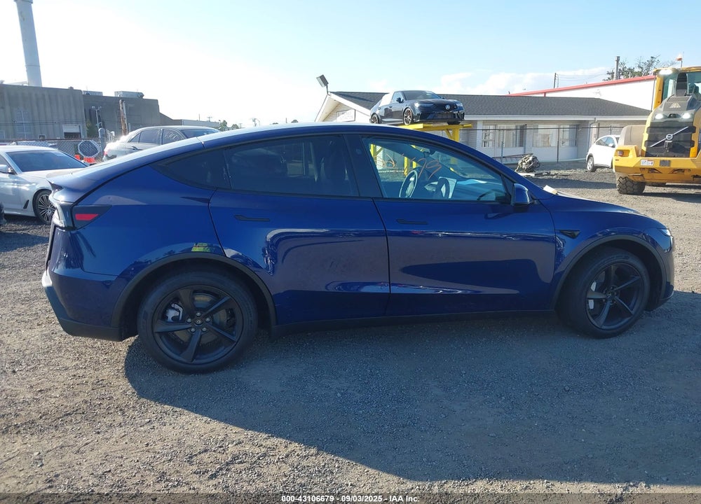 2026 TESLA MODEL Y VIN: 7SAYGDEE0TA447847