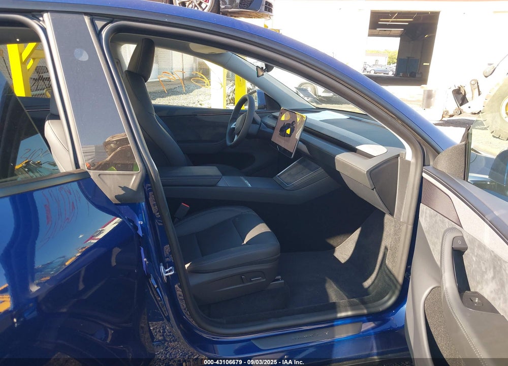 2026 TESLA MODEL Y VIN: 7SAYGDEE0TA447847