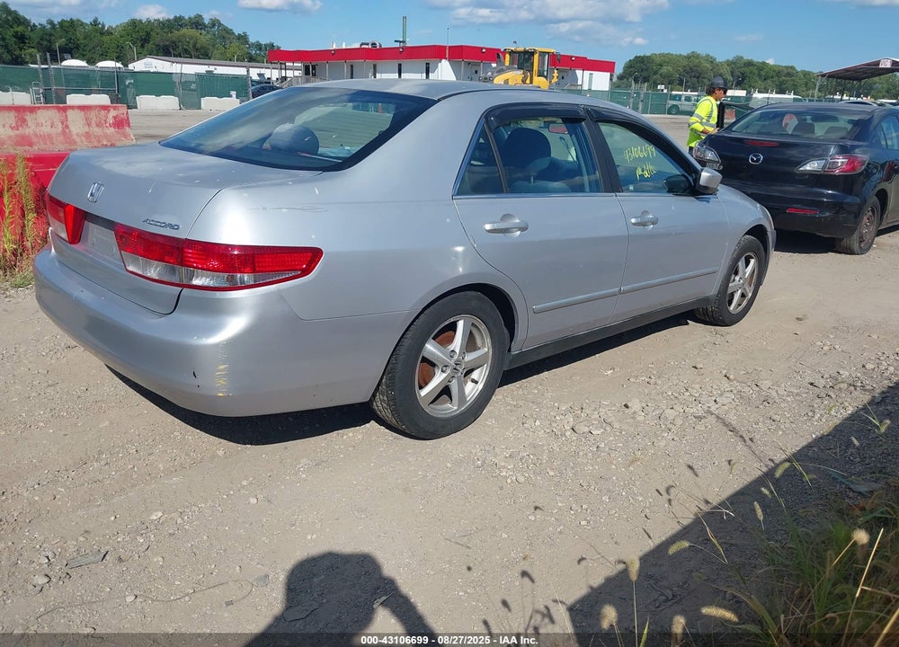 2003 HONDA ACCORD 2.4 LX VIN: 1HGCM56303A127184