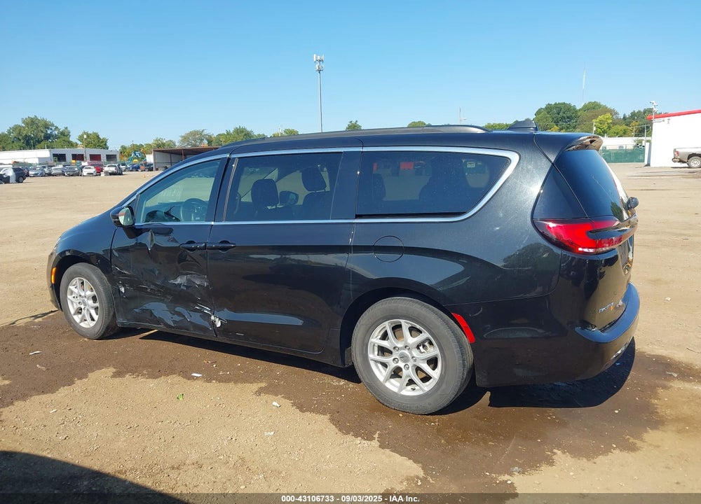 2022 CHRYSLER PACIFICA TOURING L VIN: 2C4RC1BG6NR179768
