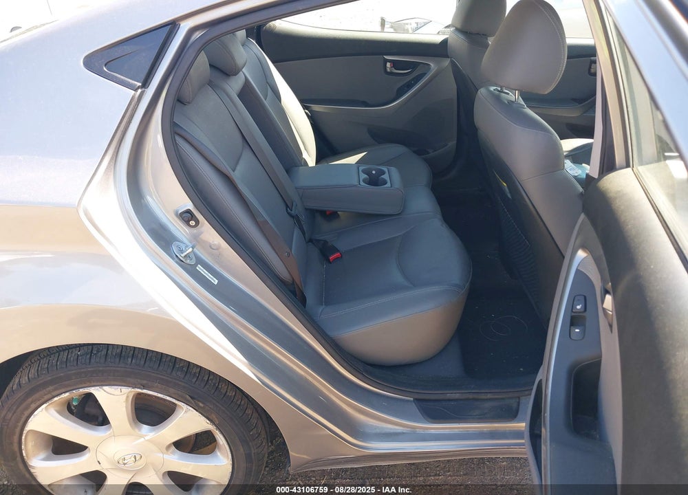 2011 HYUNDAI ELANTRA LIMITED (ULSAN PLANT) VIN: KMHDH4AE2BU158620