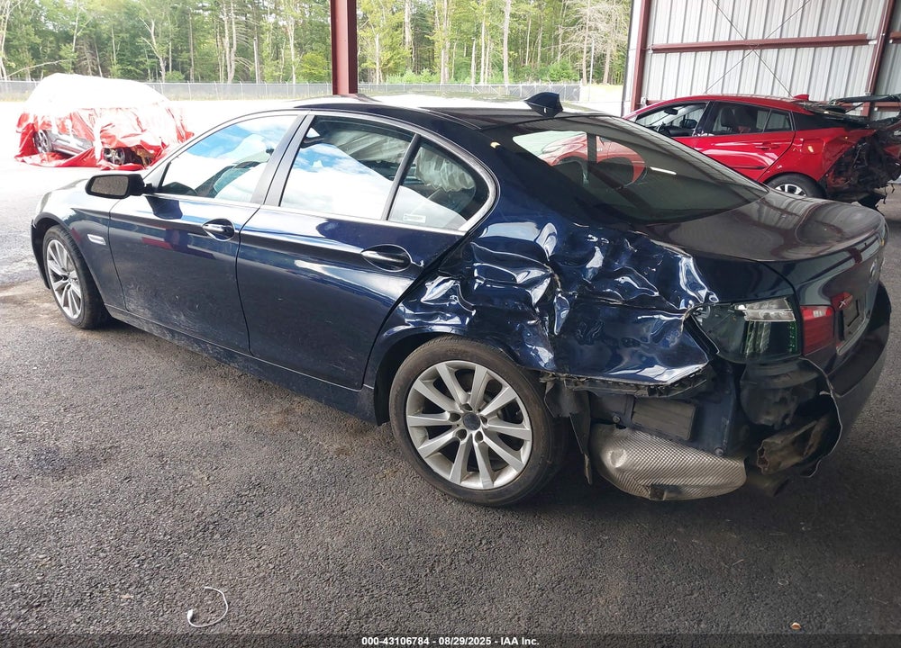 2016 BMW 5 SERIES VIN: WBA5B3C57GG252898