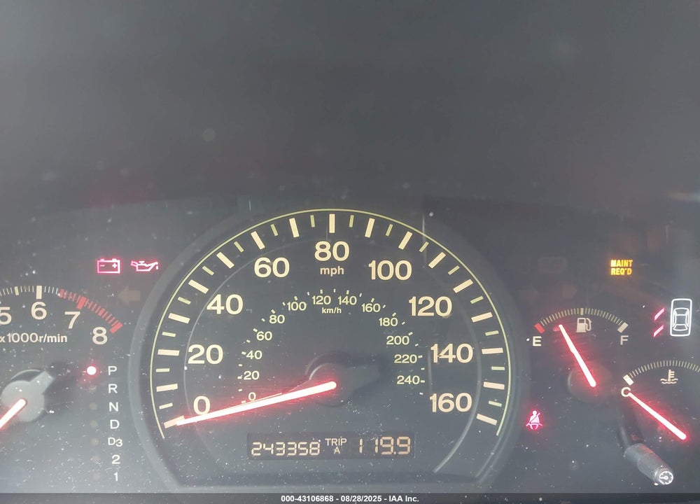 2003 HONDA ACCORD 2.4 EX VIN: JHMCM56693C076361