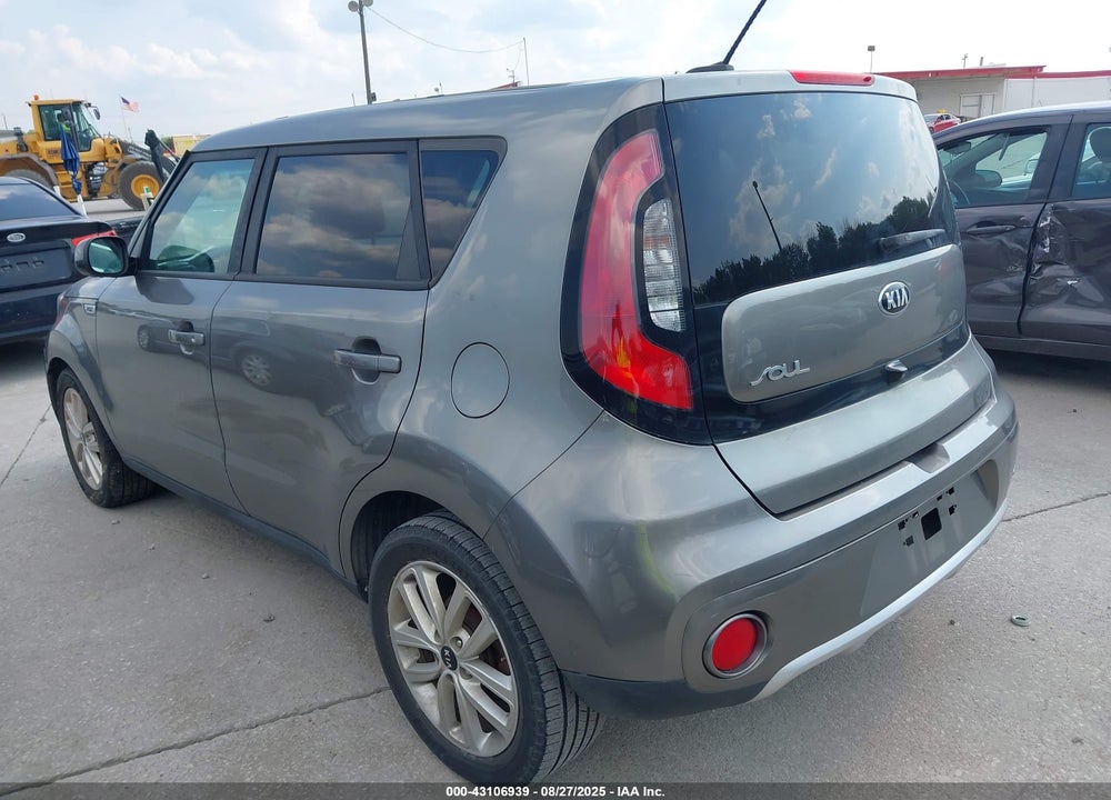 2018 KIA SOUL VIN: KNDJP3A5XJ7614736