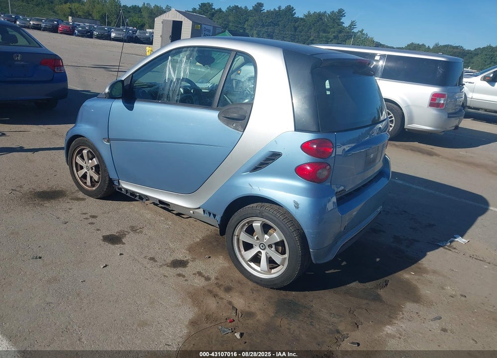 2013 SMART FORTWO PASSION/PURE VIN: WMEEJ3BA3DK693314