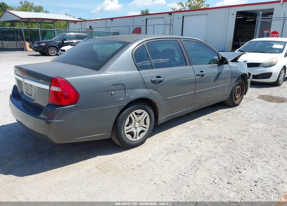 2008 CHEVROLET MALIBU CLASSIC LS VIN: 1G1ZS58F38F142514
