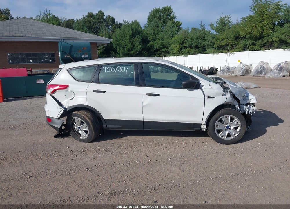 2015 FORD ESCAPE S VIN: 1FMCU0F75FUA06959