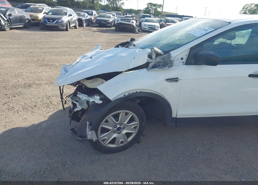 2015 FORD ESCAPE S VIN: 1FMCU0F75FUA06959
