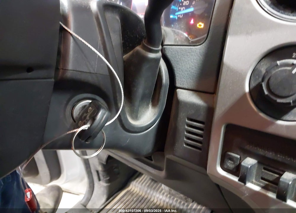 2011 FORD F-150 XLT VIN: 1FTFW1ET7BFB77677