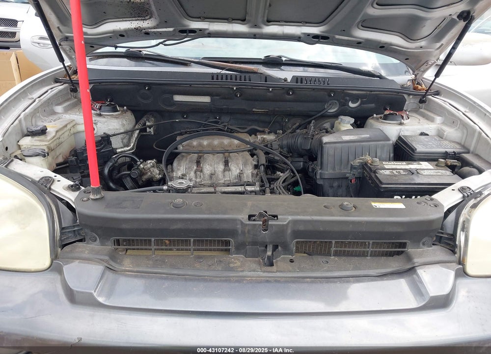 2005 HYUNDAI SANTA FE GLS VIN: KM8SC13D95U942631