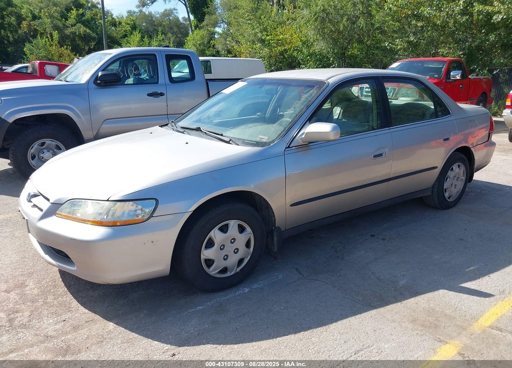 1998 HONDA ACCORD LX VIN: 1HGCG5640WA190404