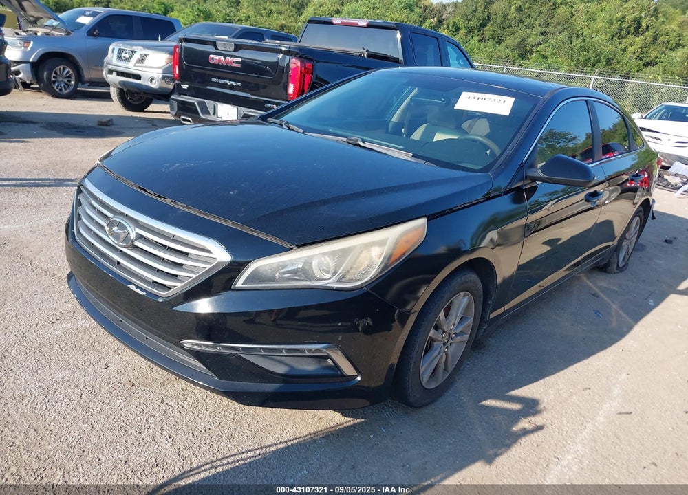 2015 HYUNDAI SONATA VIN: 5NPE24AF4FH198183
