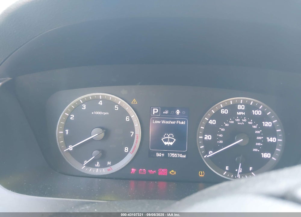 2015 HYUNDAI SONATA VIN: 5NPE24AF4FH198183
