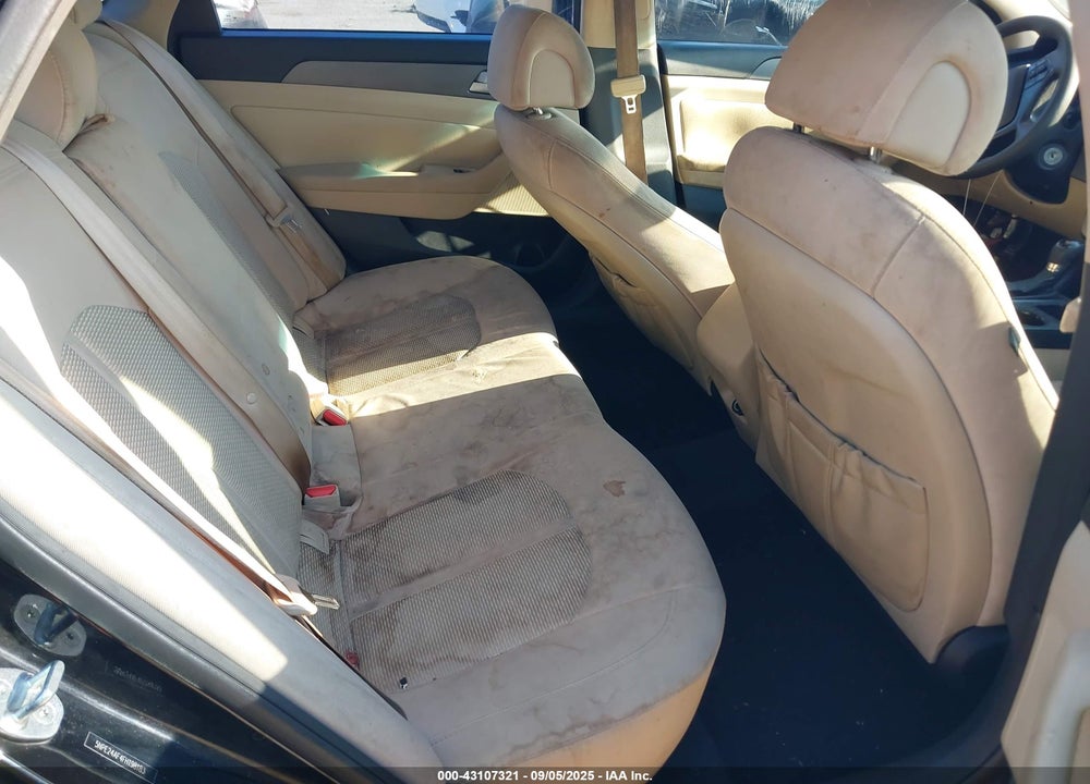 2015 HYUNDAI SONATA VIN: 5NPE24AF4FH198183
