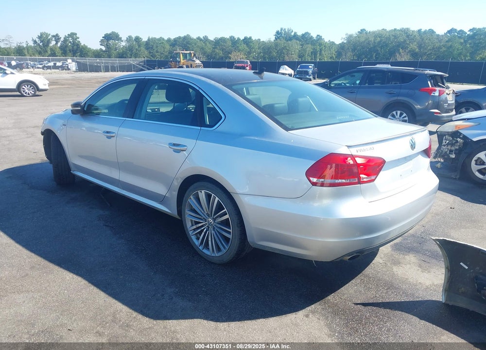 2015 VOLKSWAGEN PASSAT VIN: 1VWBT7A38FC043569