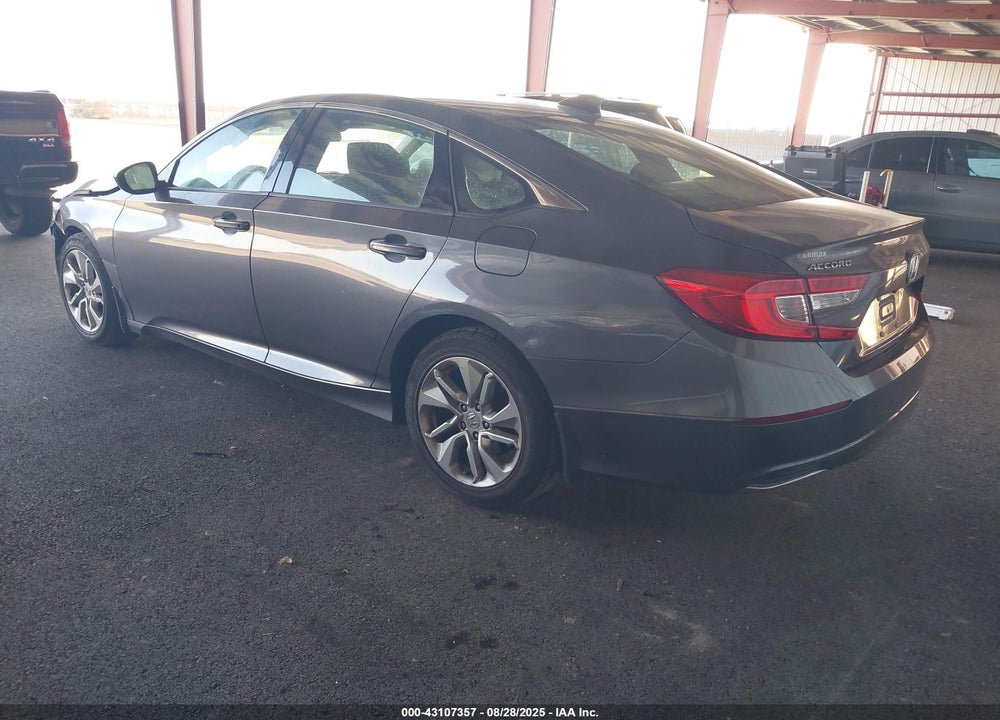 2018 HONDA ACCORD VIN: 1HGCV1F12JA117807