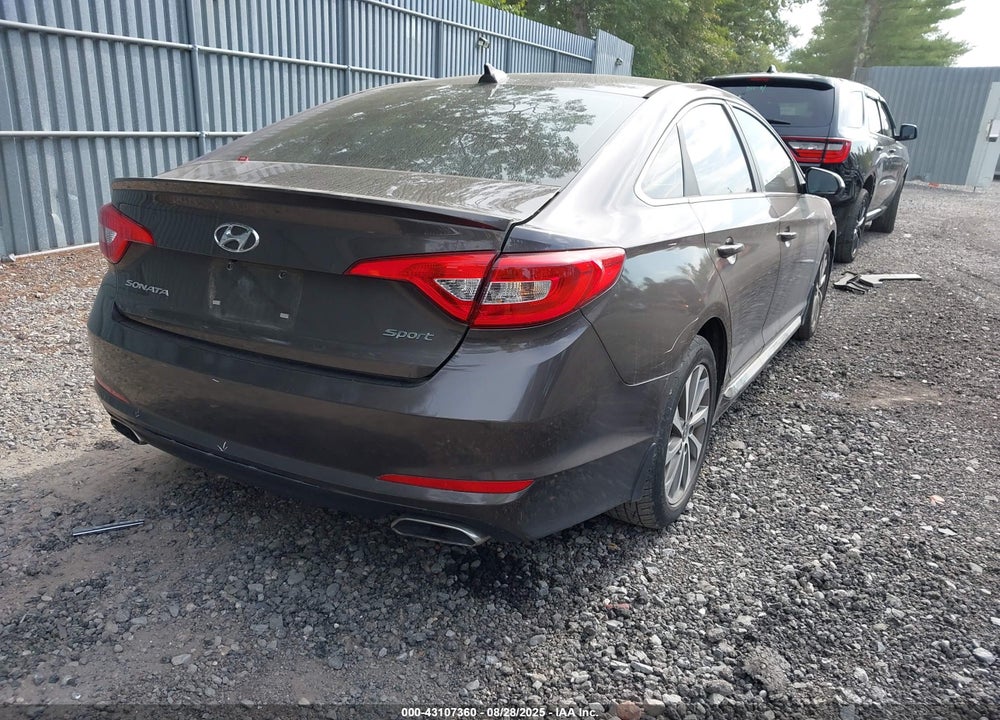 2015 HYUNDAI SONATA SPORT VIN: 5NPE34AF9FH164771