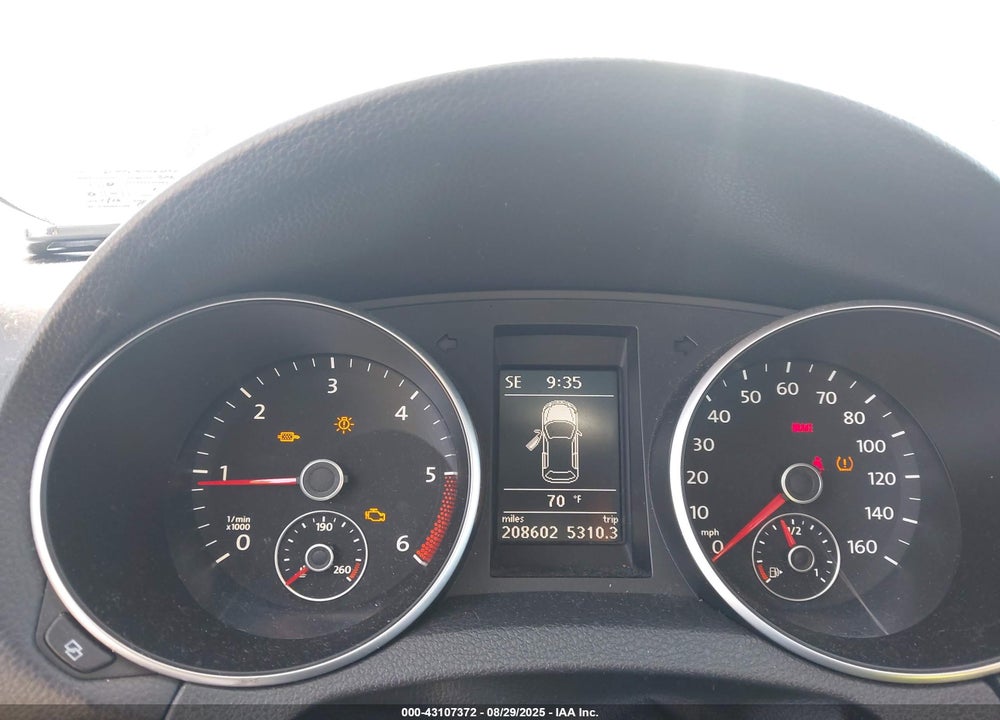 2011 VOLKSWAGEN JETTA VIN: 3VWML7AJ8BM637093